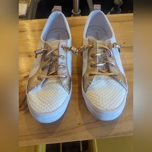 Sperry Women's Crest Vibe Embossed Metallic Sneakers